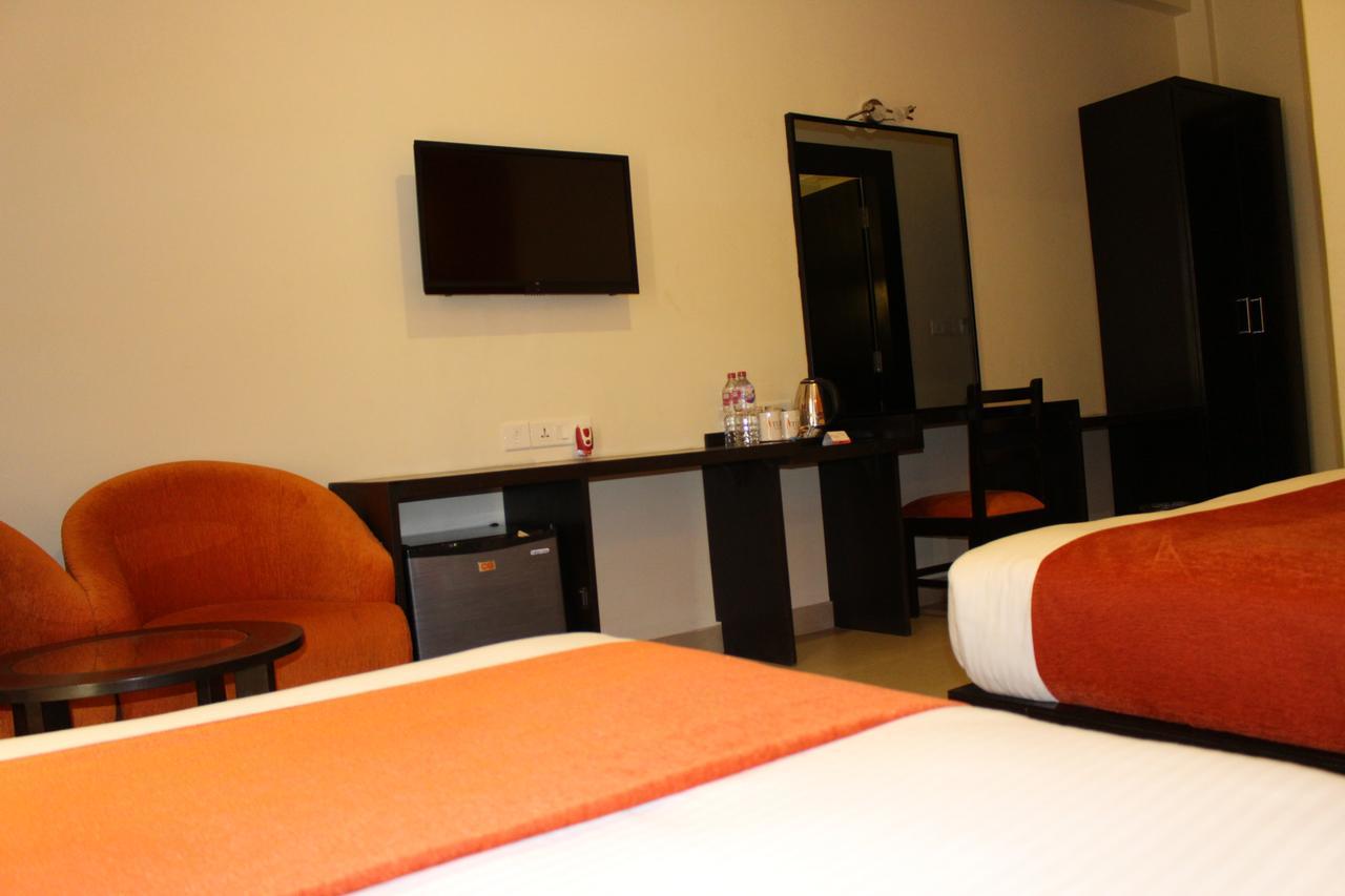 Tuki Resort Pokhara Eksteriør billede
