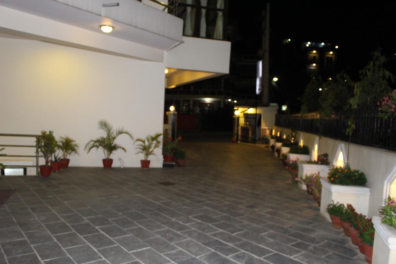 Tuki Resort Pokhara Eksteriør billede