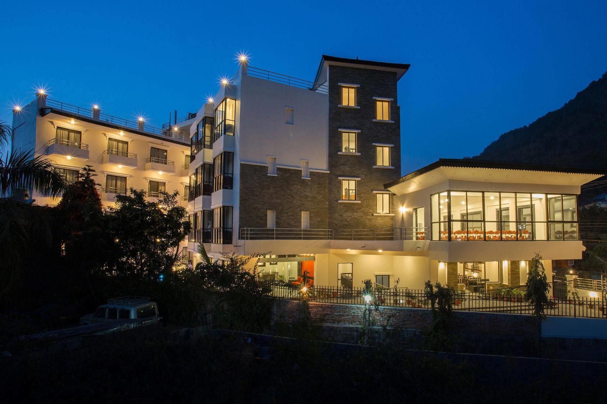Tuki Resort Pokhara Eksteriør billede