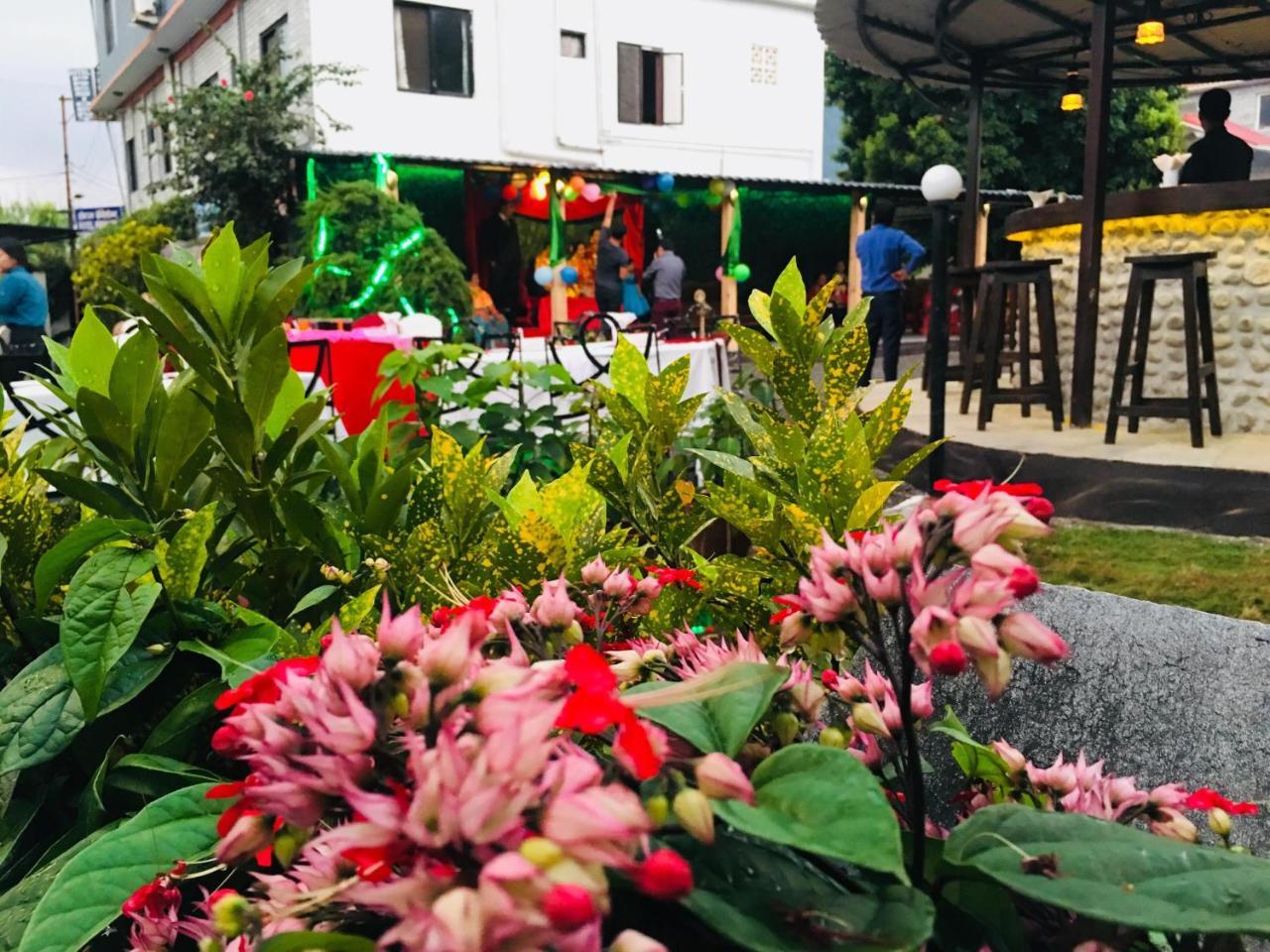 Tuki Resort Pokhara Eksteriør billede